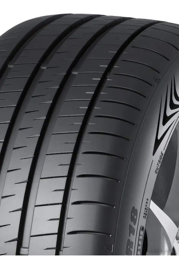Dunlop SP Sport Maxx 060+ 225/45 R18 95Y
